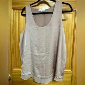 Violet and Claire sleeveless blouse. Size large.